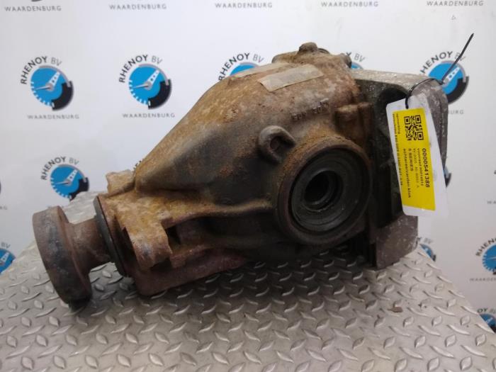 Gebrauchte Differential hinten BMW 5-Serie Preis € 465,85 Mit Mehrwertsteuer angeboten von Rhenoy Onderdelen b.v.