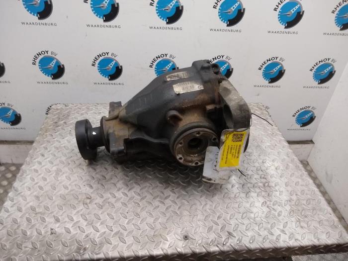 Gebrauchte Differential hinten BMW 5-Serie Preis € 465,85 Mit Mehrwertsteuer angeboten von Rhenoy Onderdelen b.v.
