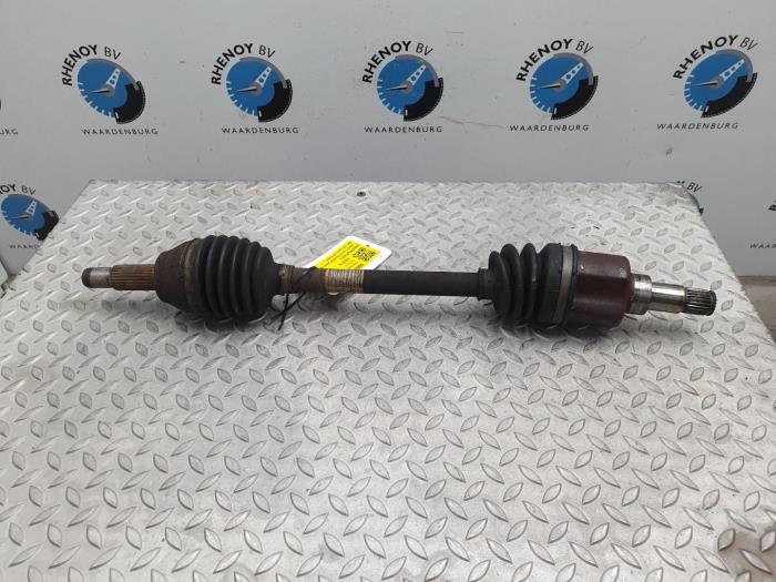Gebrauchte Antriebswelle links hinten Ford Fiesta Preis € 84,70 Mit Mehrwertsteuer angeboten von Rhenoy Onderdelen b.v.