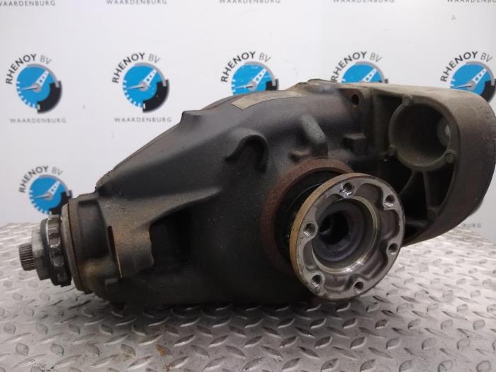 Gebrauchte Differential hinten BMW 1-Serie Preis € 605,00 Mit Mehrwertsteuer angeboten von Rhenoy Onderdelen b.v.
