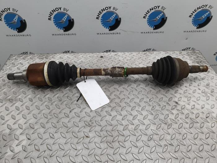 Gebrauchte Antriebswelle links hinten Peugeot 207 Preis € 48,40 Mit Mehrwertsteuer angeboten von Rhenoy Onderdelen b.v.
