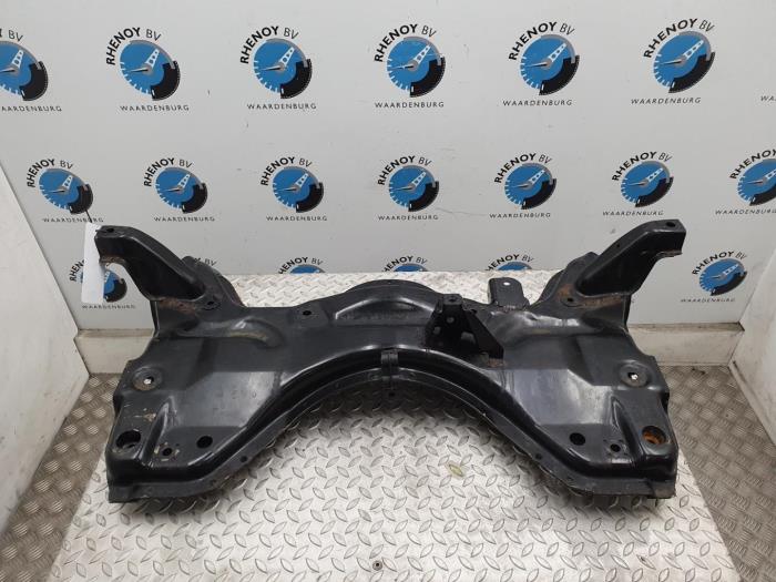 Usados Subchasis Peugeot 206 PLUS Precio € 96,80 IVA incluido ofrecido por Rhenoy Onderdelen b.v.