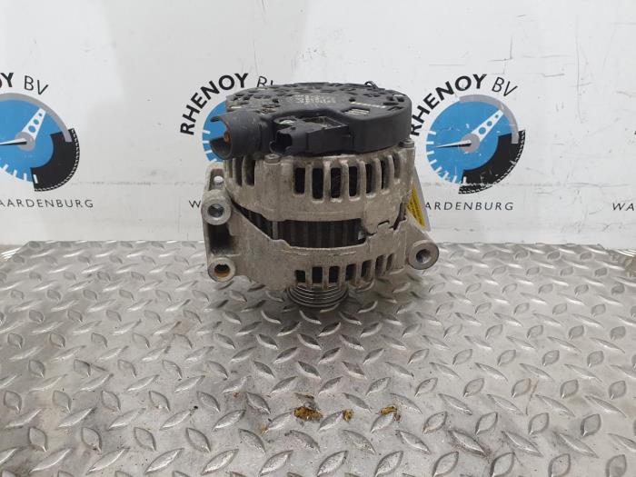 Usagé Dynamo Mini Mini Prix € 48,40 Prix TTC proposé par Rhenoy Onderdelen b.v.
