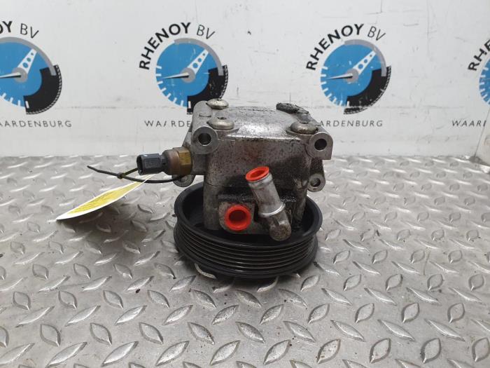 Usagé Pompe de direction Ford Focus Prix € 84,70 Prix TTC proposé par Rhenoy Onderdelen b.v.