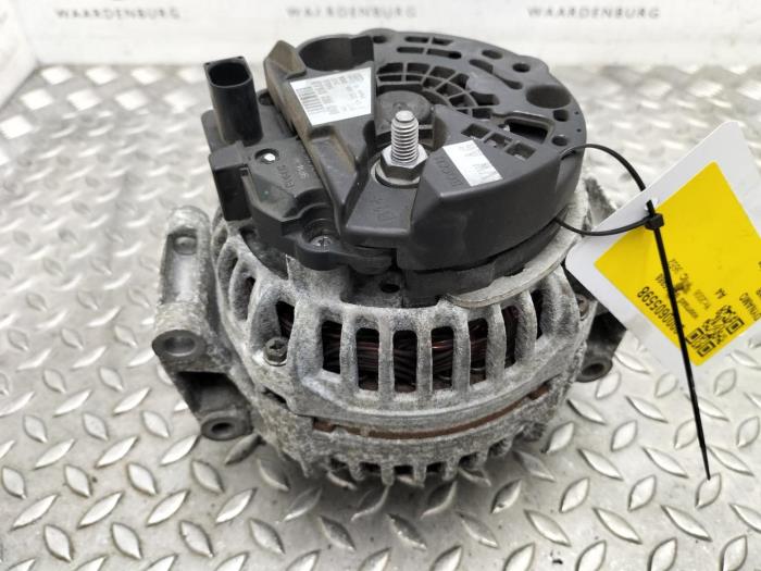Usagé Dynamo Audi A4 Prix € 48,40 Prix TTC proposé par Rhenoy Onderdelen b.v.