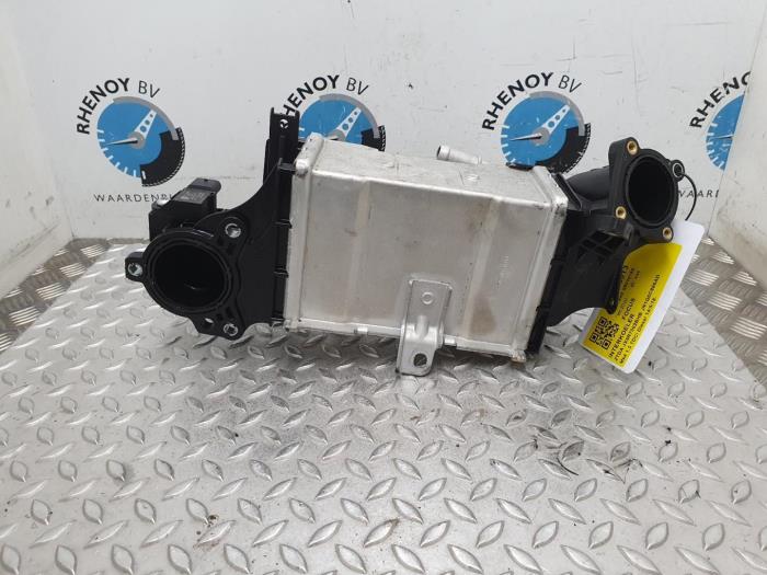 Usados Intercooler Ford Kuga Precio € 96,80 IVA incluido ofrecido por Rhenoy Onderdelen b.v.