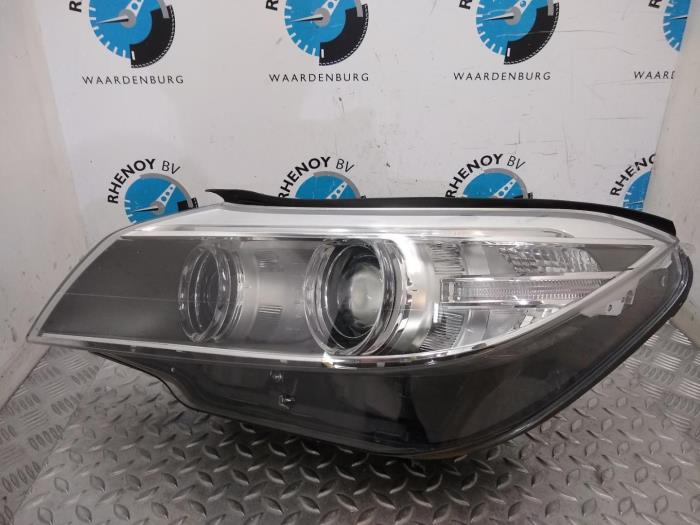 Używane Reflektor lewy BMW Z4 Cena € 605,00 Z VAT oferowane przez Rhenoy Onderdelen b.v.