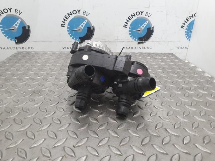 Wasserpumpe Peugeot 3008 (Gebraucht)