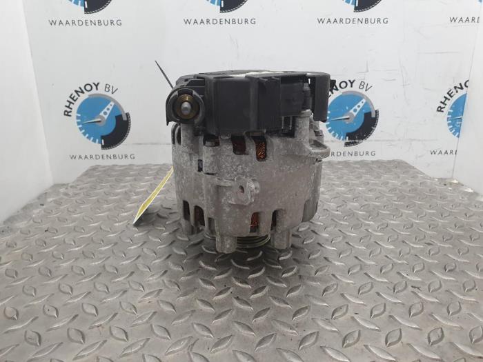 Usagé Dynamo Peugeot 3008 Prix € 242,00 Prix TTC proposé par Rhenoy Onderdelen b.v.