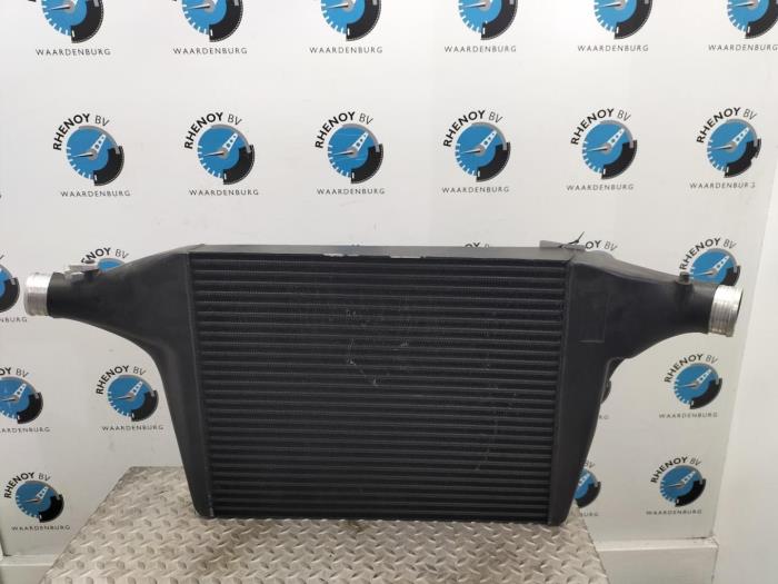 Usagé Intercooler Audi A4 Prix € 423,50 Prix TTC proposé par Rhenoy Onderdelen b.v.