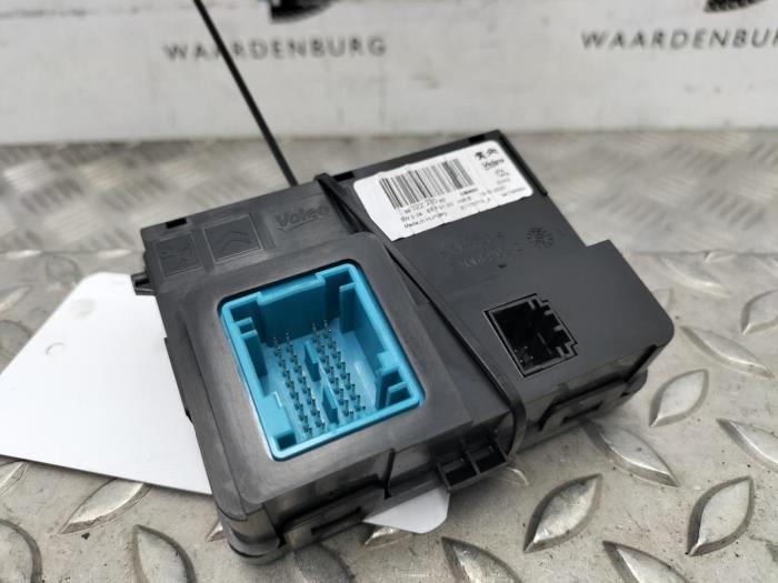Used Engine management computer Peugeot 308 Price € 36,30 Inclusive VAT offered by Rhenoy Onderdelen b.v.