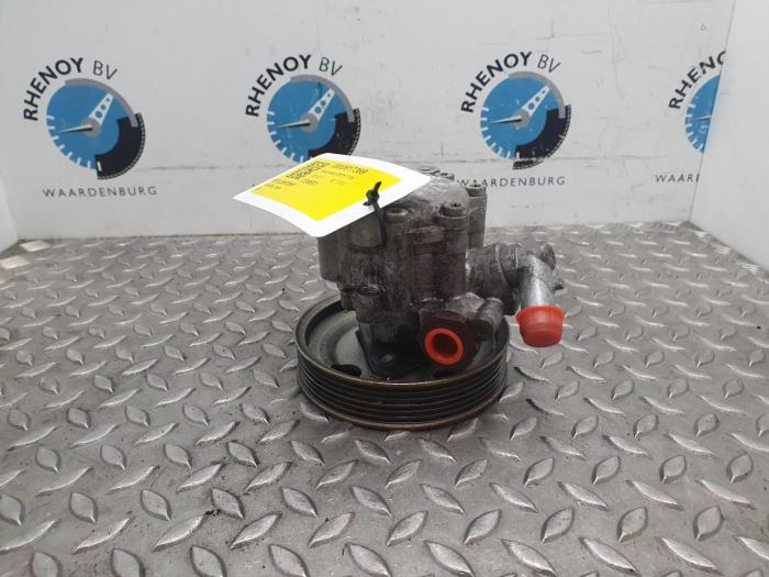 Usagé Pompe de direction Opel Combo Prix € 96,80 Prix TTC proposé par Rhenoy Onderdelen b.v.