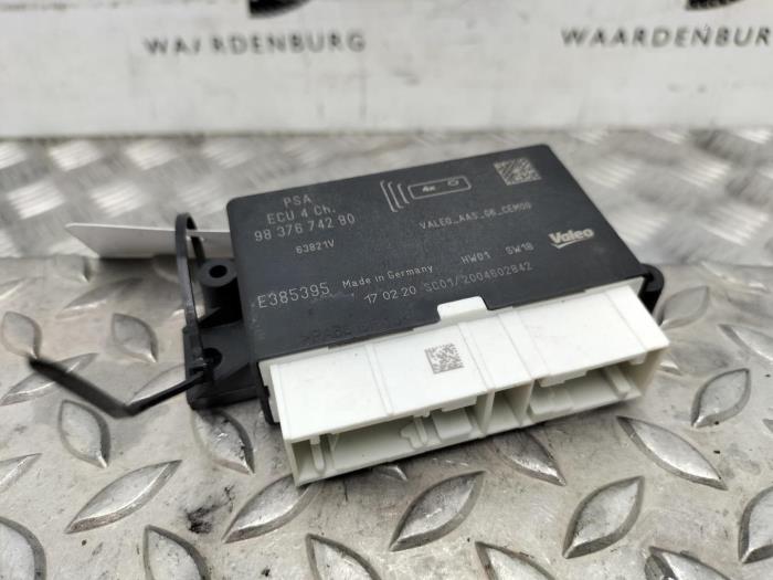 Engine management computer Opel Corsa (Used)