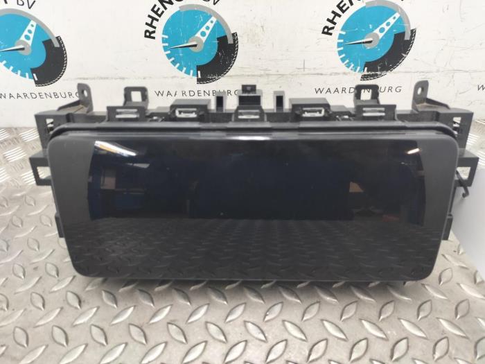 Used On-board computer Landrover Range Rover Sport Price € 242,00 Inclusive VAT offered by Rhenoy Onderdelen b.v.