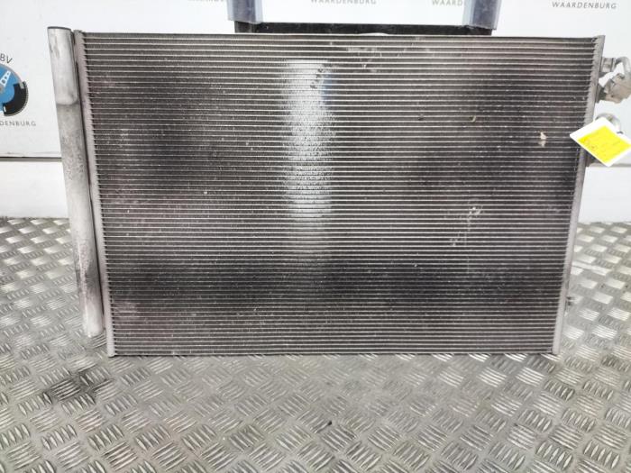 Usagé Condenseur de climatisation Volkswagen Crafter Prix € 121,00 Prix TTC proposé par Rhenoy Onderdelen b.v.