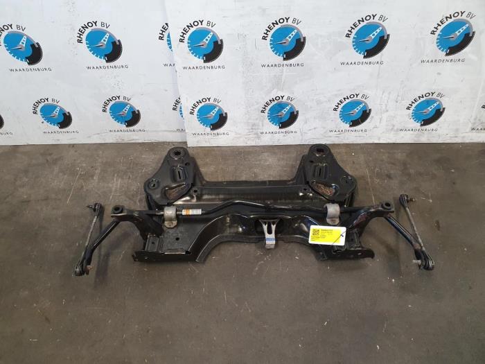 Usados Subchasis Opel Corsa Precio € 242,00 IVA incluido ofrecido por Rhenoy Onderdelen b.v.