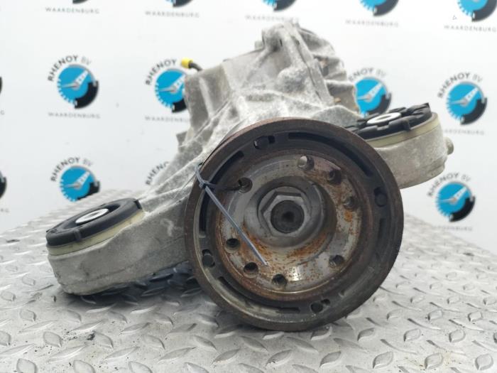Gebrauchte Differential hinten Jaguar XJ Preis € 907,50 Mit Mehrwertsteuer angeboten von Rhenoy Onderdelen b.v.