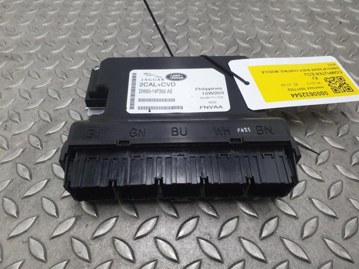 Used Engine management computer Jaguar XJ Price € 108,90 Inclusive VAT offered by Rhenoy Onderdelen b.v.
