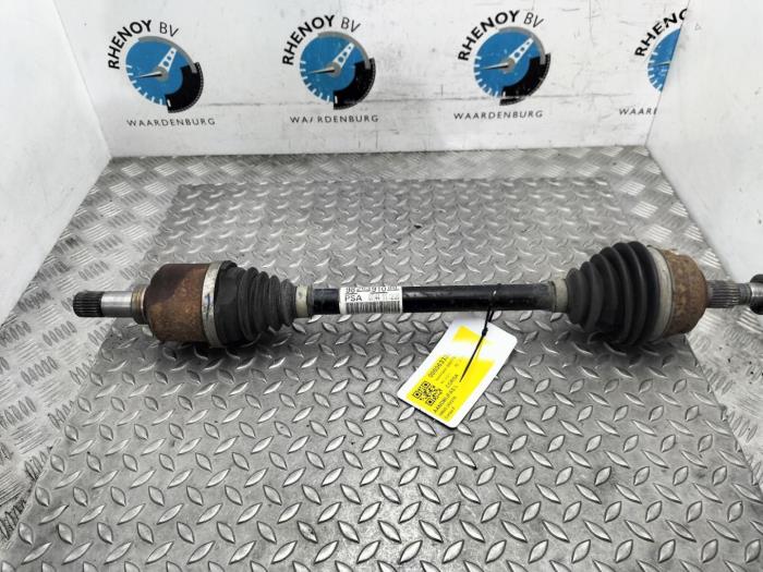 Gebrauchte Antriebswelle links hinten Opel Corsa Preis € 181,50 Mit Mehrwertsteuer angeboten von Rhenoy Onderdelen b.v.