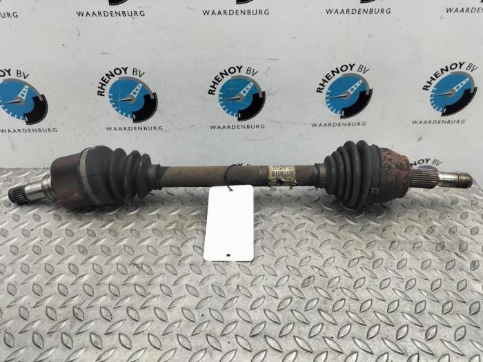 Gebrauchte Antriebswelle links hinten Ford Focus Preis € 90,75 Mit Mehrwertsteuer angeboten von Rhenoy Onderdelen b.v.