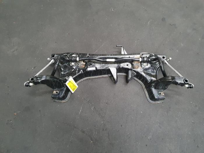 Begagnade Underram Ford Fiesta Pris € 181,50 Inklusive moms erbjuds av Rhenoy Onderdelen b.v.