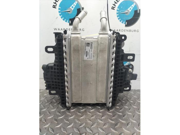 Usados Intercooler Ford Transit Custom Precio € 96,80 IVA incluido ofrecido por Rhenoy Onderdelen b.v.
