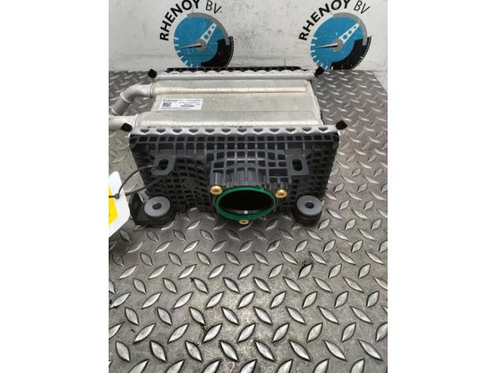 Usados Intercooler Ford Transit Custom Precio € 96,80 IVA incluido ofrecido por Rhenoy Onderdelen b.v.