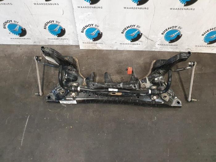Usagé Faux châssis Ford Fiesta Prix € 181,50 Prix TTC proposé par Rhenoy Onderdelen b.v.