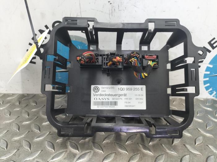Engine management computer Volkswagen Eos (Used)