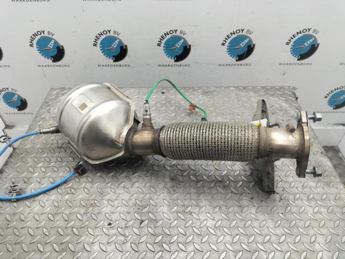 Usagé Catalyseur Ford Kuga Prix € 544,50 Prix TTC proposé par Rhenoy Onderdelen b.v.