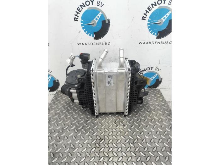 Usados Intercooler Ford Transit Custom Precio € 96,80 IVA incluido ofrecido por Rhenoy Onderdelen b.v.