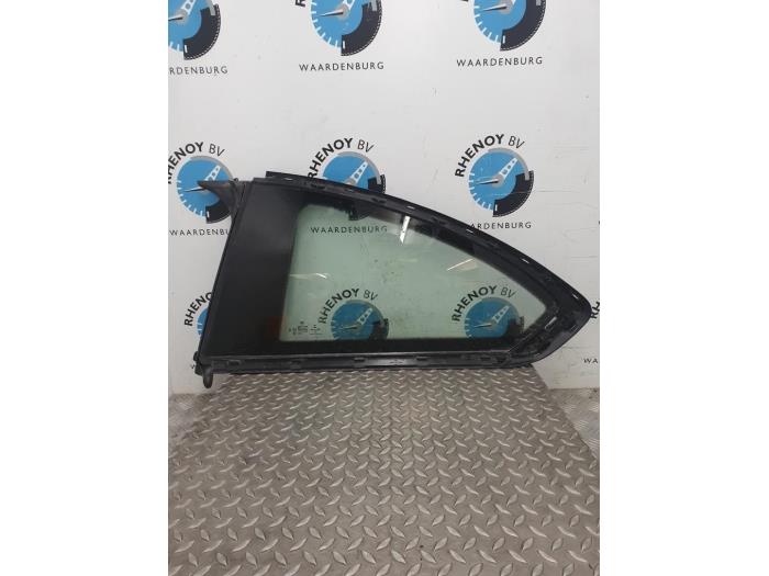 Usados Ventanilla triangular izquierda detrás BMW 2-Serie Precio € 145,20 IVA incluido ofrecido por Rhenoy Onderdelen b.v.