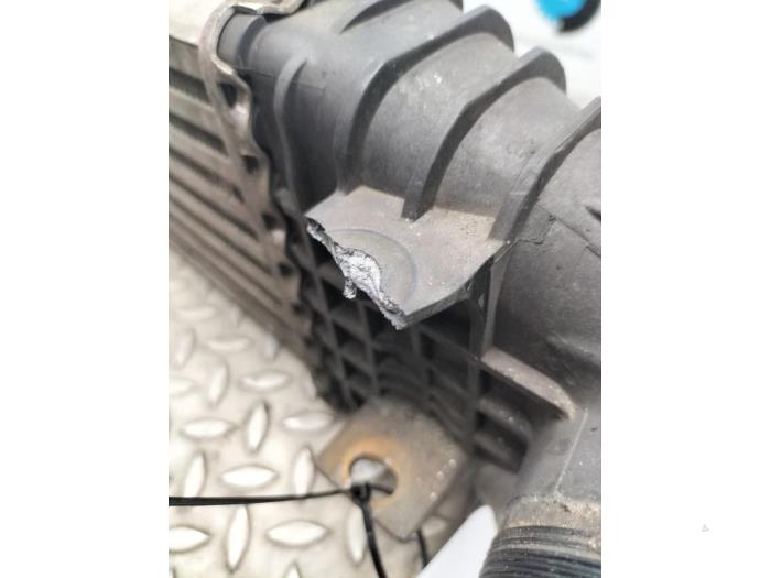 Intercooler d'un Ford Fiesta 2013