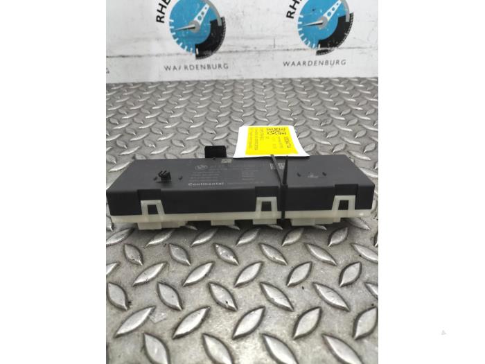 Used Engine management computer BMW X5 Price € 181,50 Inclusive VAT offered by Rhenoy Onderdelen b.v.