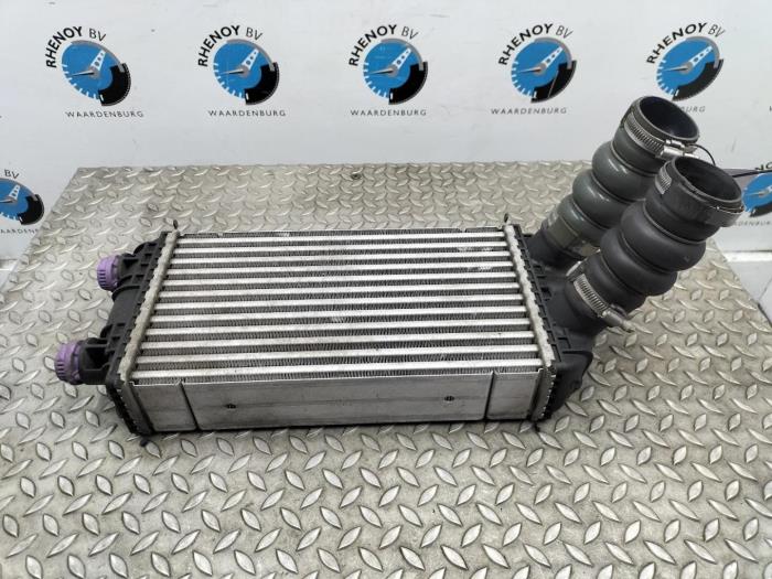 Usados Intercooler Opel Corsa Precio € 181,50 IVA incluido ofrecido por Rhenoy Onderdelen b.v.