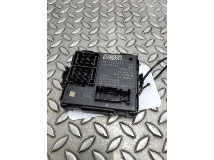 Used Engine management computer Ford Tourneo Connect Price € 121,00 Inclusive VAT offered by Rhenoy Onderdelen b.v.