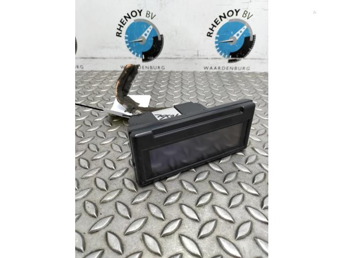Usagé Ordinateur de bord Volvo V50 Prix € 48,40 Prix TTC proposé par Rhenoy Onderdelen b.v.