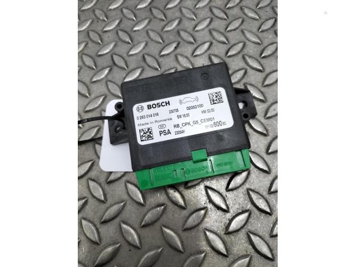 Used Engine management computer Citroen C5 Aircross Price € 60,50 Inclusive VAT offered by Rhenoy Onderdelen b.v.