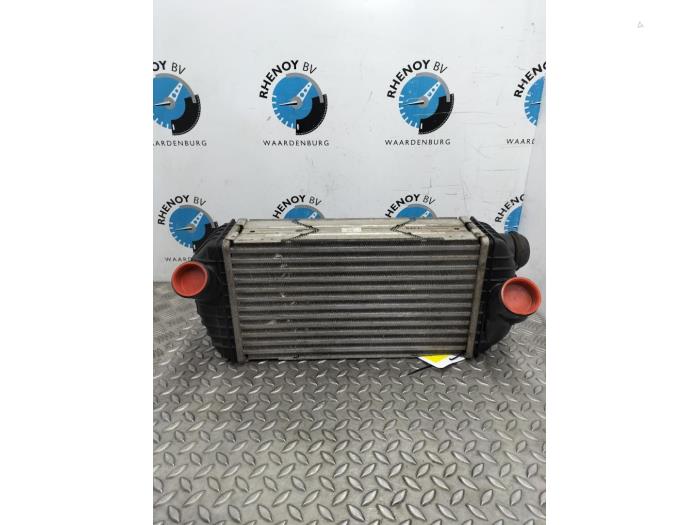 Usados Intercooler Kia Sportage Precio € 121,00 IVA incluido ofrecido por Rhenoy Onderdelen b.v.