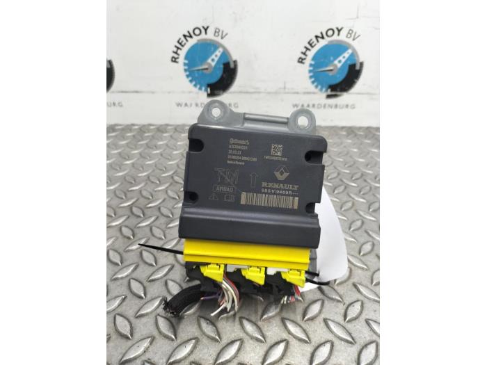 Used Engine management computer Renault Clio Price € 205,70 Inclusive VAT offered by Rhenoy Onderdelen b.v.