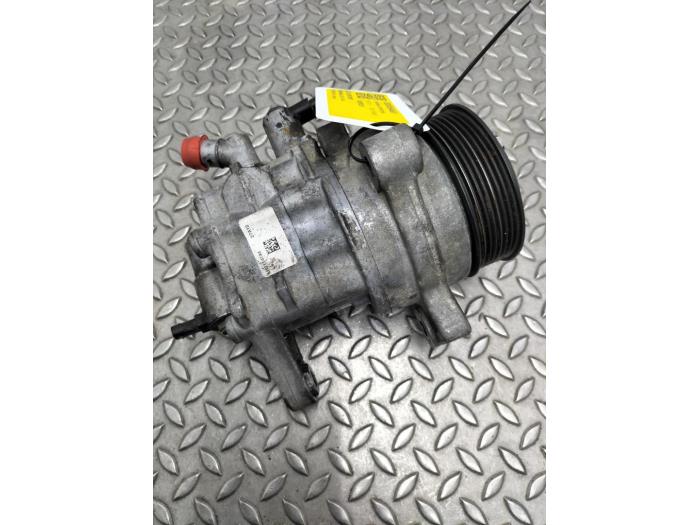 Used Power steering pump BMW 7-Serie Price € 145,20 Inclusive VAT offered by Rhenoy Onderdelen b.v.
