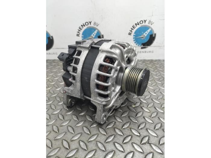 Usagé Dynamo Iveco New Daily Prix € 181,50 Prix TTC proposé par Rhenoy Onderdelen b.v.