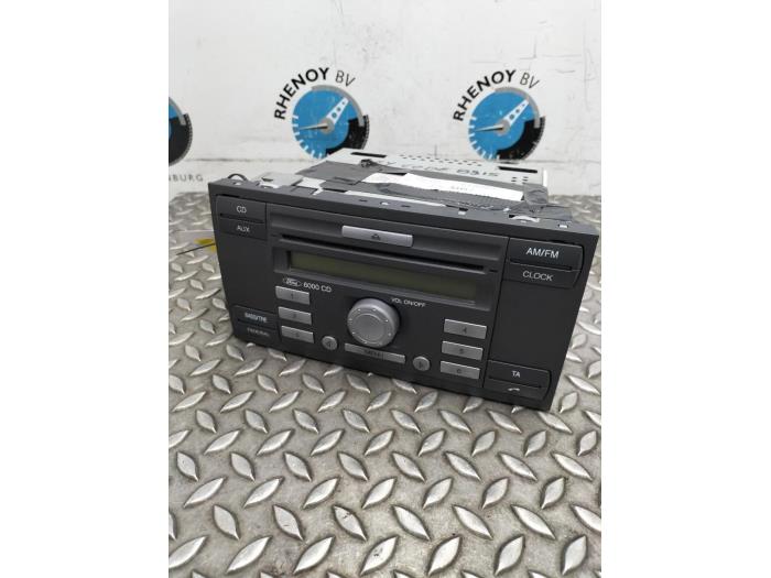 Używane Radio Ford Fusion Cena € 36,30 Z VAT oferowane przez Rhenoy Onderdelen b.v.