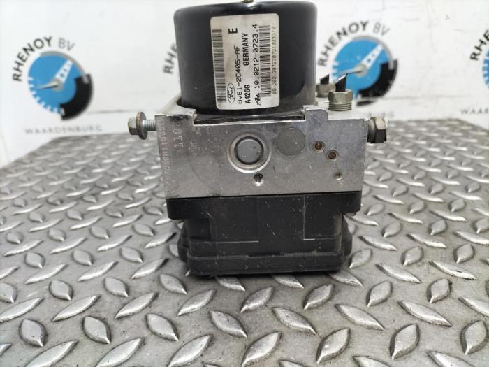 Begagnade ABS-pump Ford Focus Pris € 121,00 Inklusive moms erbjuds av Rhenoy Onderdelen b.v.