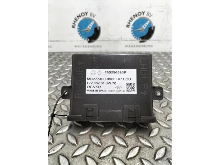 Used Engine management computer Renault R4 Price € 242,00 Inclusive VAT offered by Rhenoy Onderdelen b.v.