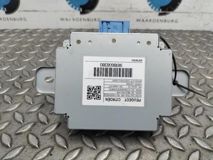 Used Engine management computer Peugeot 3008 Price € 90,75 Inclusive VAT offered by Rhenoy Onderdelen b.v.