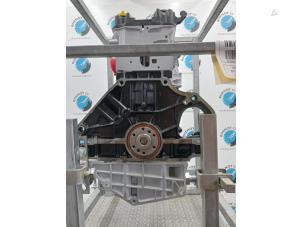 Motor van een Opel Astra 2015
