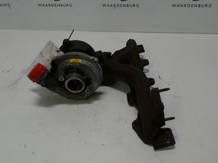 Gebrauchte Turbo Ford Focus Preis € 121,00 Mit Mehrwertsteuer angeboten von Rhenoy Onderdelen b.v.