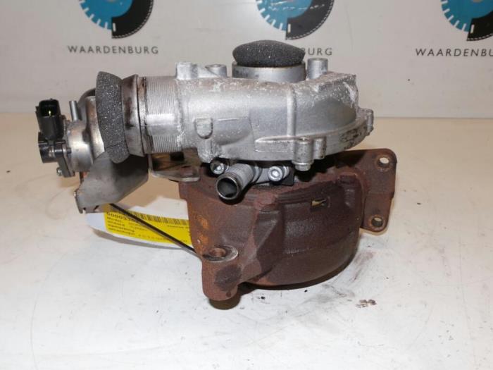 Usagé Turbo Ford Mondeo Prix € 242,00 Prix TTC proposé par Rhenoy Onderdelen b.v.