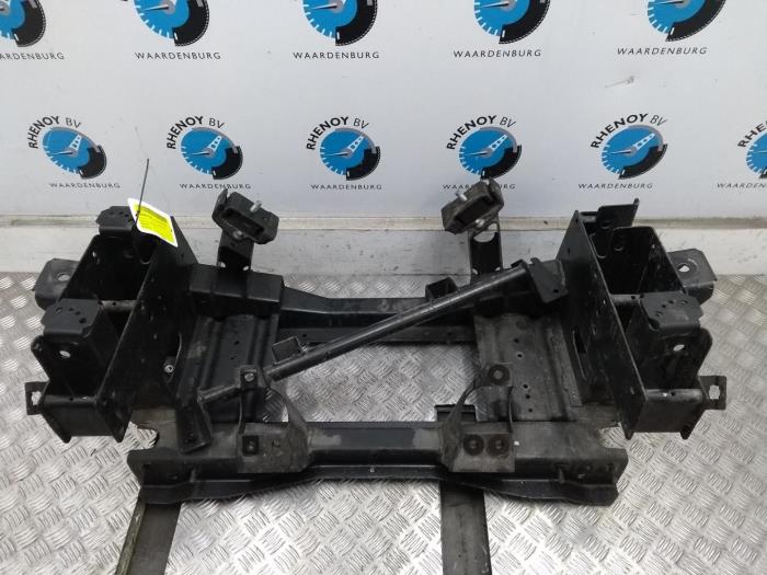 Used Subframe Nissan NT400 Price € 242,00 Inclusive VAT offered by Rhenoy Onderdelen b.v.